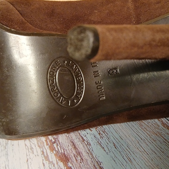 Woman's Brown Lavorazione Artigiana Suede Shoe Size 9 - Picture 7 of 7